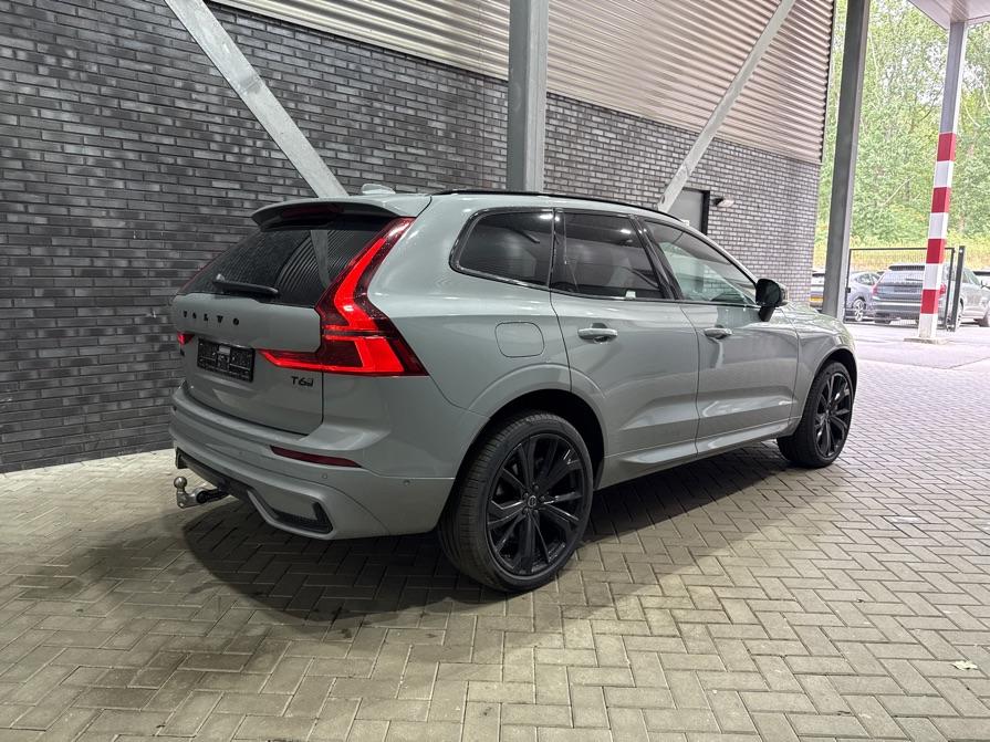 Volvo XC60 T6 Plug-in hybrid Plus Black Edition | ACC | Bowers&Wilkins | Panoramadak | Trekhaak | 360° Camera | Massage+Ventilatie | Head-Up | 21 Inch