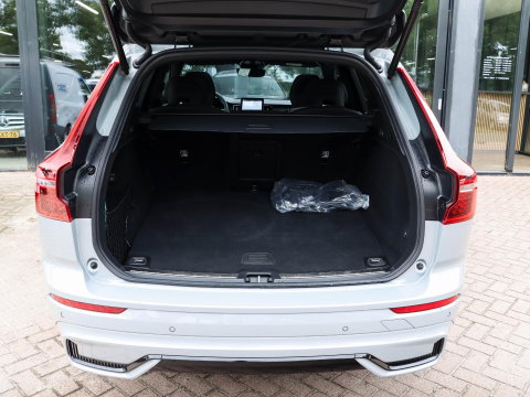 Volvo XC60 T6 Plus Black Edition 360 HeadUp Elek.Trekhaak Pano 21''