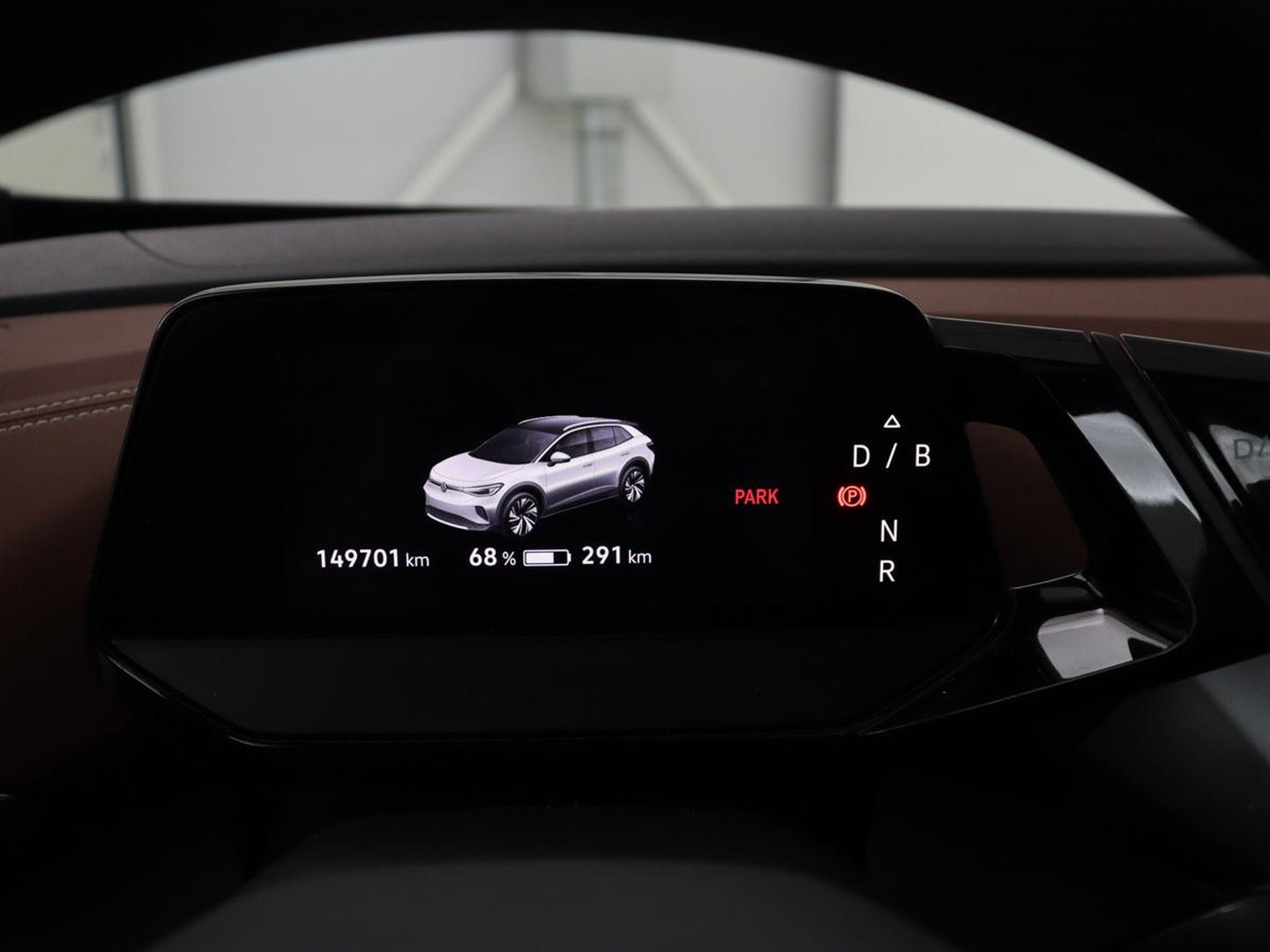 Volkswagen ID.4 Family 77 kWh | SOH 91,3% | Panoramadak | Leder/alcantara | Stuur/stoel verwarming | Sfeerverlichting | Carplay | Adaptive cruise | Camera | Park assist | Trekhaak