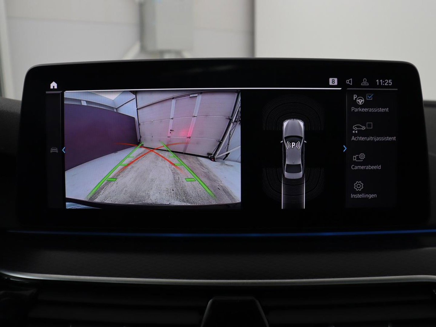 BMW 5 Serie 530e xDrive High Executive | SOH 89,6% | Panoramadak | Leder | Memory | Stoelverwarming | Harman/Kardon | Carplay | Sfeerverlichting | Cruise control | PHEV