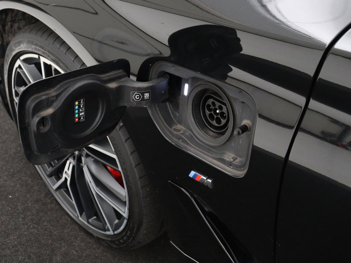 BMW 5 Serie 530e xDrive High Executive | SOH 89,6% | Panoramadak | Leder | Memory | Stoelverwarming | Harman/Kardon | Carplay | Sfeerverlichting | Cruise control | PHEV