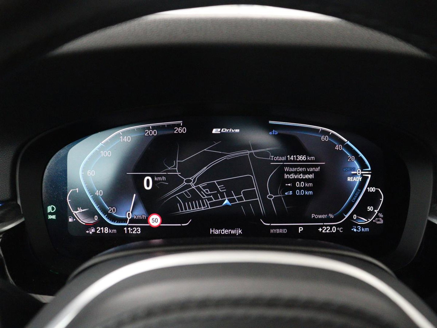 BMW 5 Serie 530e xDrive High Executive | SOH 89,6% | Panoramadak | Leder | Memory | Stoelverwarming | Harman/Kardon | Carplay | Sfeerverlichting | Cruise control | PHEV