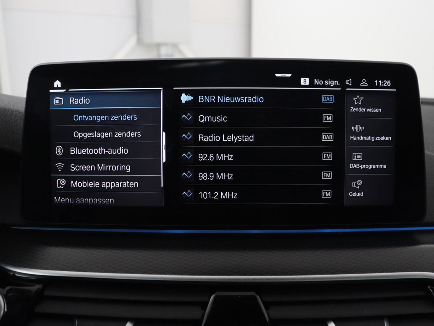 BMW 5 Serie 530e xDrive High Executive | SOH 89,6% | Panoramadak | Leder | Memory | Stoelverwarming | Harman/Kardon | Carplay | Sfeerverlichting | Cruise control | PHEV