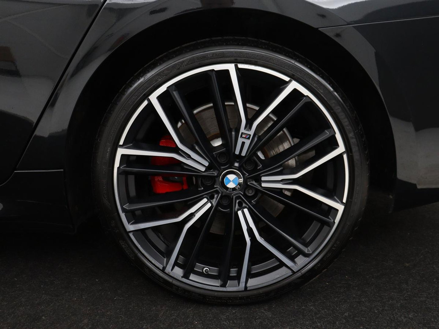 BMW 5 Serie 530e xDrive High Executive | SOH 89,6% | Panoramadak | Leder | Memory | Stoelverwarming | Harman/Kardon | Carplay | Sfeerverlichting | Cruise control | PHEV