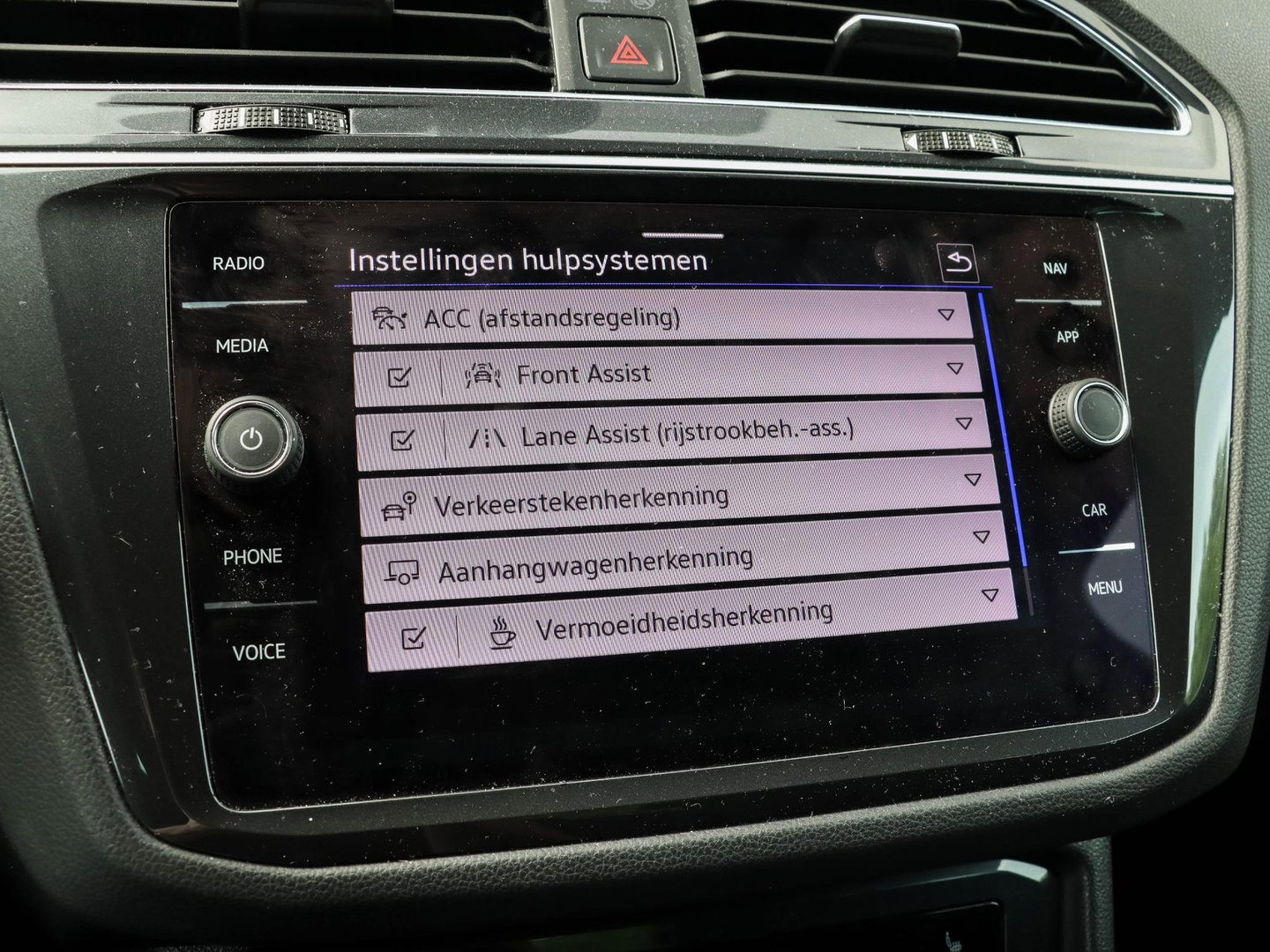 Volkswagen Tiguan 1.5 TSI Business+