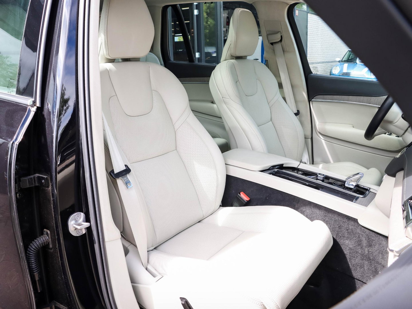 Volvo XC90 T6 AWD Ultra Bright Auto