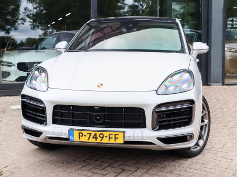 Porsche Cayenne Coupé 3.0 E-Hybrid