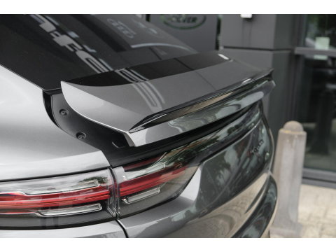 Porsche Cayenne Coupé 4.0 V8 Turbo S 680pk E-Hybrid Panoramadak 4-wielsturing *SOH 94%* Trekhaak PDCC BOMVOL 1e Eigenaar NLauto 22" LMV