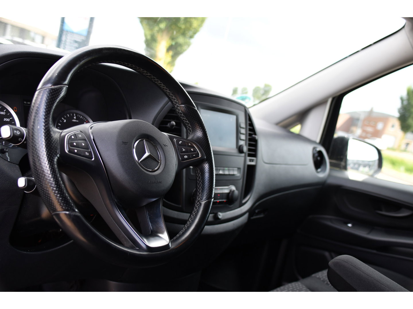 Mercedes-Benz Vito 119 CDI L3 PB Edition Camera, Cruise, Carplay, LED, 190pk, Stoelverwarming, Trekhaak, multimedia, Automaat, Uniek!
