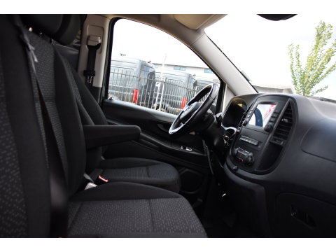 Mercedes-Benz Vito 119 CDI L3 PB Edition Camera, Cruise, Carplay, LED, 190pk, Stoelverwarming, Trekhaak, multimedia, Automaat, Uniek!