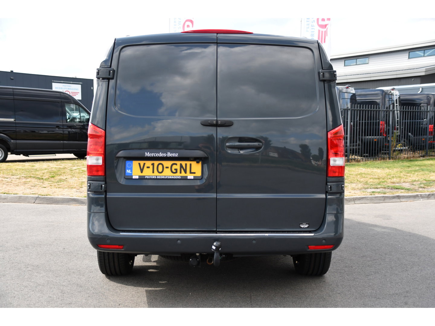 Mercedes-Benz Vito 119 CDI L3 PB Edition Camera, Cruise, Carplay, LED, 190pk, Stoelverwarming, Trekhaak, multimedia, Automaat, Uniek!