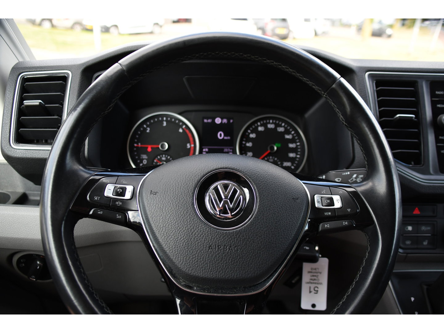 Volkswagen Crafter 35 2.0 TDI L3H2 Highline PB Edition Full Options! Adaptieve Cruise, Camera, Carplay, LED, Stuur verwarming, 177pk, Automaat, Multimedia, Stoelverwarming, Uniek!