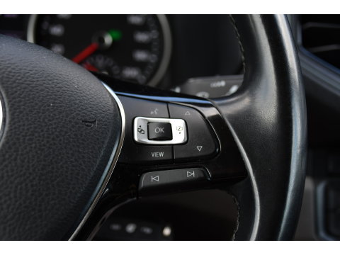Volkswagen Crafter 35 2.0 TDI L3H2 Highline PB Edition Full Options! Adaptieve Cruise, Camera, Carplay, LED, Stuur verwarming, 177pk, Automaat, Multimedia, Stoelverwarming, Uniek!