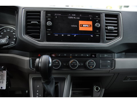 Volkswagen Crafter 35 2.0 TDI L3H2 Highline PB Edition Full Options! Adaptieve Cruise, Camera, Carplay, LED, Stuur verwarming, 177pk, Automaat, Multimedia, Stoelverwarming, Uniek!