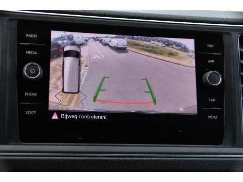 Volkswagen Crafter 35 2.0 TDI L3H2 Highline PB Edition Full Options! Adaptieve Cruise, Camera, Carplay, LED, Stuur verwarming, 177pk, Automaat, Multimedia, Stoelverwarming, Uniek!