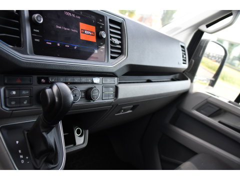 Volkswagen Crafter 35 2.0 TDI L3H2 Highline PB Edition Full Options! Adaptieve Cruise, Camera, Carplay, LED, Stuur verwarming, 177pk, Automaat, Multimedia, Stoelverwarming, Uniek!