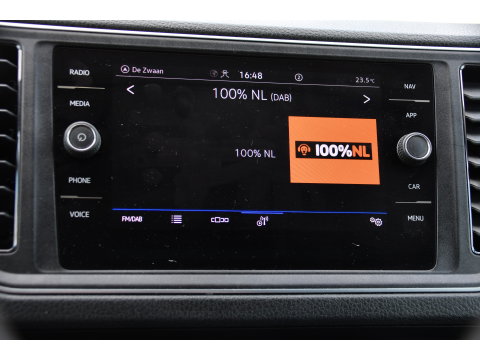 Volkswagen Crafter 35 2.0 TDI L3H2 Highline PB Edition Full Options! Adaptieve Cruise, Camera, Carplay, LED, Stuur verwarming, 177pk, Automaat, Multimedia, Stoelverwarming, Uniek!