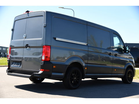 Volkswagen Crafter 35 2.0 TDI L3H2 Highline PB Edition Full Options! Adaptieve Cruise, Camera, Carplay, LED, Stuur verwarming, 177pk, Automaat, Multimedia, Stoelverwarming, Uniek!