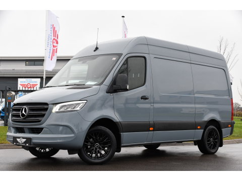 Mercedes-Benz Sprinter 317 2.2 CDI L2H2 PB Edition 360 Camera, Cruise, LED, Carplay, Leder, Stoelverwarming, Standkachel, 10,5'' Mbux, Automaat, 170pk, Virtual, Uniek!
