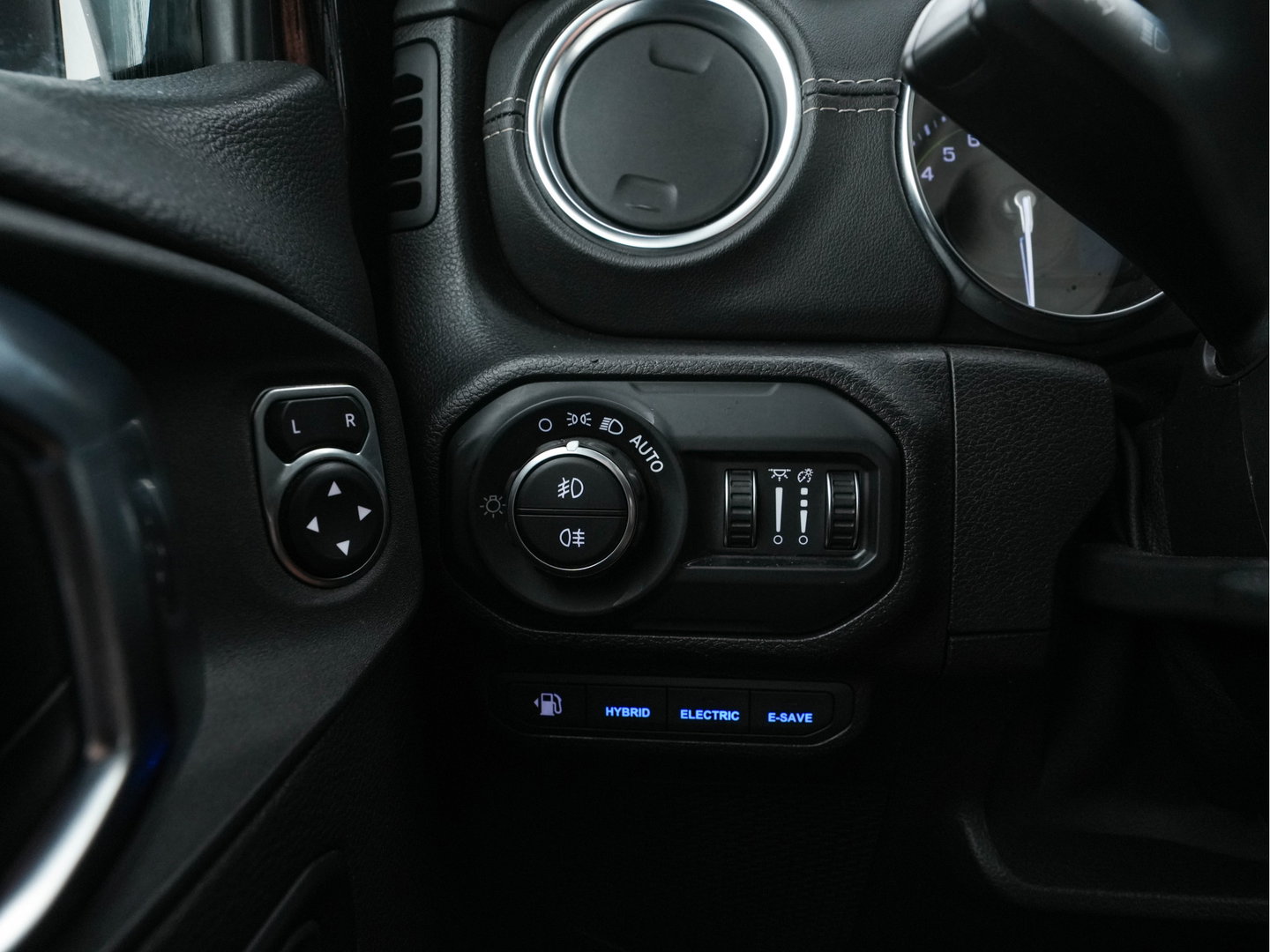 Jeep Wrangler Unlimited 4xe 380 Sahara AWD (Plug-in) {SoH-91%} (INCL-BTW) *OPEN-ROOF | LEATHER | FULL-LED | ALPINE-AUDIO | CRUISE | BLINDSPOT | CAMERA | KEYLESS | HEATED-COMFORTSEATS | DAB+ | PRIVACY-GLASS | ECC | PDC | 20''ALU*