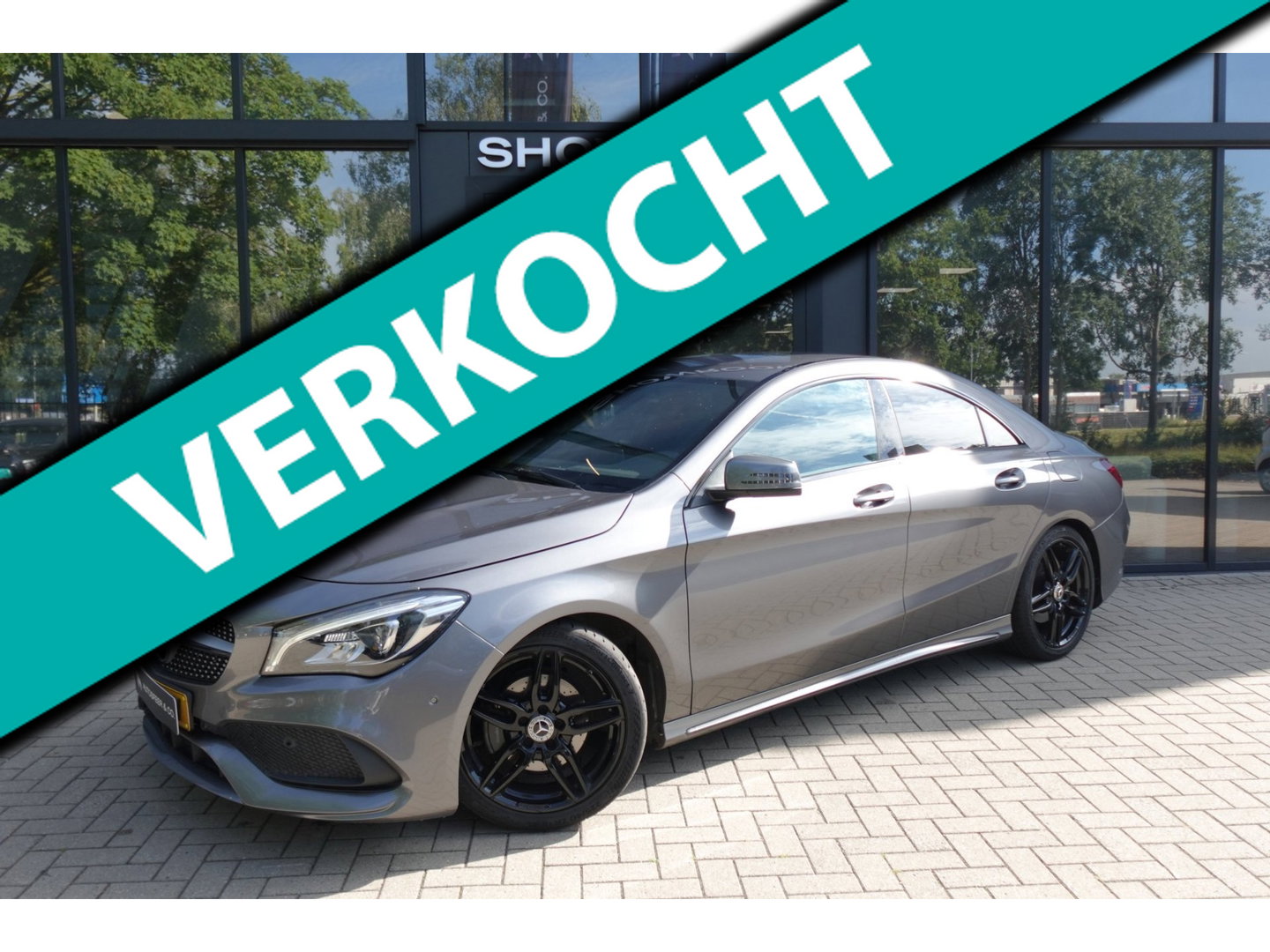 Mercedes-Benz CLA-Klasse 180 Business Solution AMG STOELVERW CAM CRUISE'