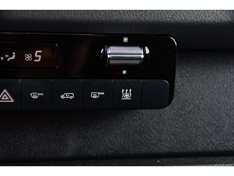 Mercedes-Benz Sprinter 319 3.0 CDI L2H2 DC Black Edition MARGE! Adaptieve Cruise, Camera, LED, Carplay, Standkachel, 10,5'' Mbux, Automaat, 3500kg Trekhaak, Uniek!