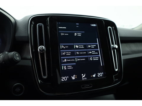 Volvo XC40 1.5 T5 Plug-in hybrid Plus Dark | ACC | Blis | H&K audio | 19' | Memory stoelen |