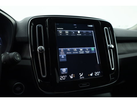 Volvo XC40 1.5 T5 Plug-in hybrid Plus Dark | ACC | Blis | H&K audio | 19' | Memory stoelen |