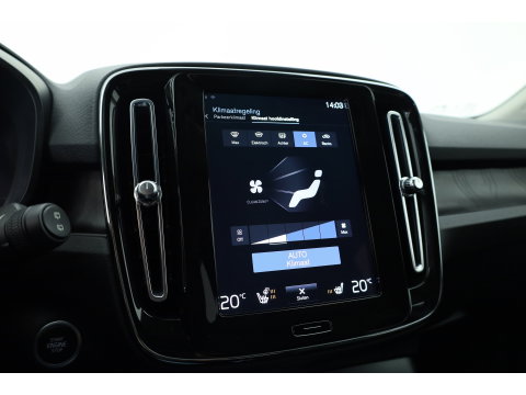 Volvo XC40 1.5 T5 Plug-in hybrid Plus Dark | ACC | Blis | H&K audio | 19' | Memory stoelen |