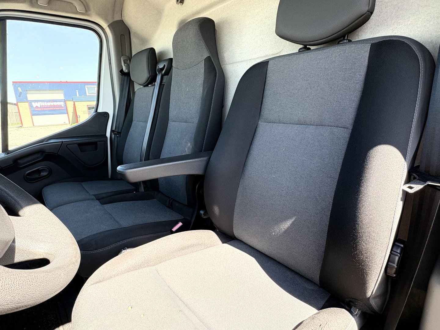 Renault Master T35 2.3 dCi L2H2 MARGE | AC | CRUISE | CAMERA |