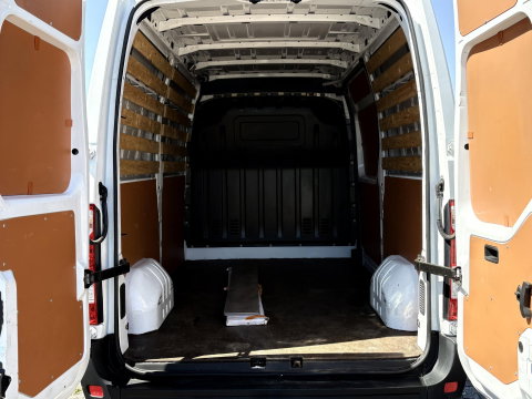 Renault Master T35 2.3 dCi L2H2 MARGE | AC | CRUISE | CAMERA |