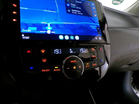 Nissan Pulsar 1.2 DIG-T Tekna "Origineel NL!" Apple-Carplay Trekhaak Stoelverwarming Camera Leer Cruise-control DAB+ Climatronic