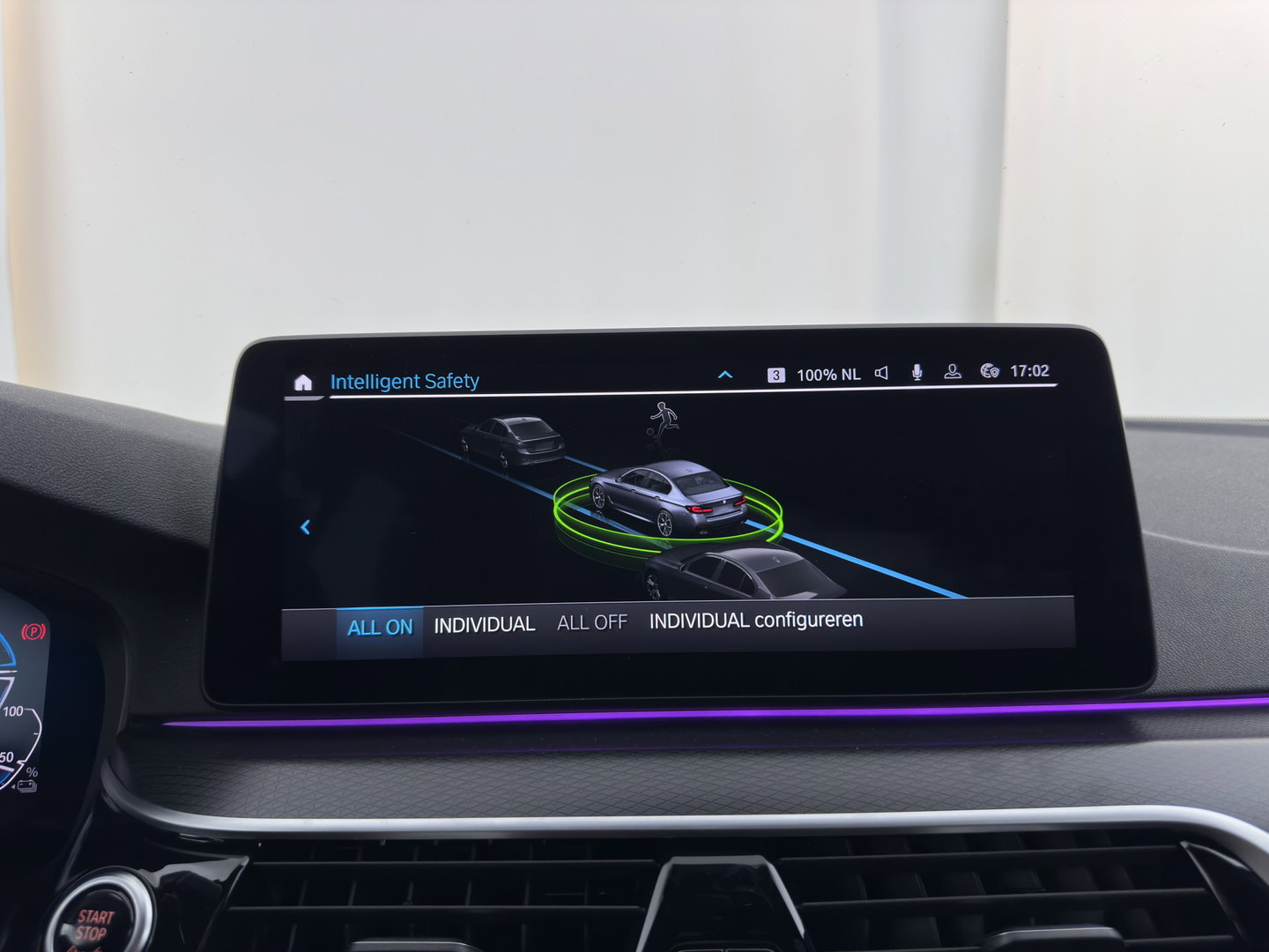 BMW 5 Serie 530e Business Edition Plus M-Sportpack (Plug-in) (INCL.BTW) *LEATHER | FULL-LED | MEMORY-PACK | DIGI-COCKPIT | HIFI-SOUND | CAMERA | NAVI-FULLMAP | PRIVACY-GLASS | SHIFT-PADDLES | ECC | PDC | CRUISE | 18''ALU*