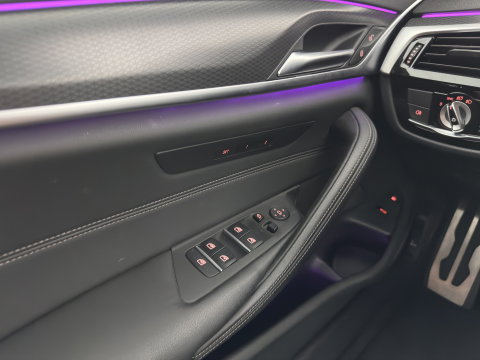 BMW 5 Serie 530e Business Edition Plus M-Sportpack (Plug-in) (INCL.BTW) *LEATHER | FULL-LED | MEMORY-PACK | DIGI-COCKPIT | HIFI-SOUND | CAMERA | NAVI-FULLMAP | PRIVACY-GLASS | SHIFT-PADDLES | ECC | PDC | CRUISE | 18''ALU*