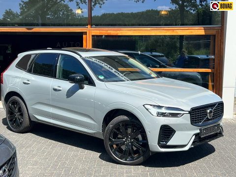 Volvo XC60 T8 Hybride AWD Plus Black Edition | Panoramadak | 360° Camera | Harman/Kardon | Trekhaak | Stoel + Stuur Verwarmd |