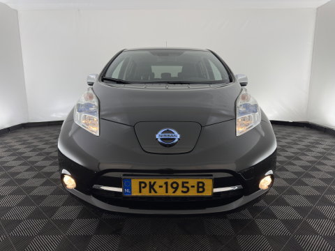 Nissan Leaf Business Edition 30 kWh Aut. *LEATHER | FULL-LED | BOSE-SURROUND | TOPVIEW | KEYLESS | NAVI-FULLMAP | ECC | HEATED-COMFORTSEATS | PRIVACYGLASS | DIGI-COCKPIT | DAB | 17"ALU*