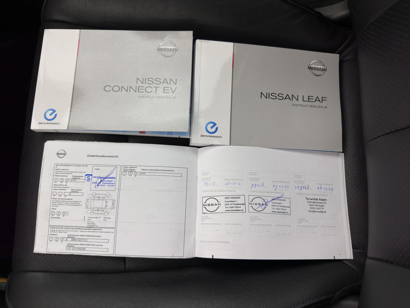 Nissan Leaf Business Edition 30 kWh Aut. *LEATHER | FULL-LED | BOSE-SURROUND | TOPVIEW | KEYLESS | NAVI-FULLMAP | ECC | HEATED-COMFORTSEATS | PRIVACYGLASS | DIGI-COCKPIT | DAB | 17"ALU*