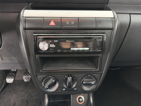 Volkswagen Fox 1.2 Trendline *AIRCO | COMFORT-SEATS | RADIO-CD/MP3 | 14''ALU*
