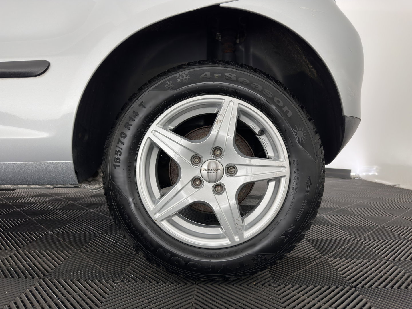 Volkswagen Fox 1.2 Trendline *AIRCO | COMFORT-SEATS | RADIO-CD/MP3 | 14''ALU*