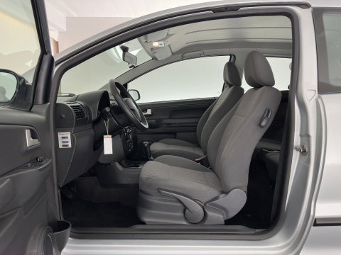 Volkswagen Fox 1.2 Trendline *AIRCO | COMFORT-SEATS | RADIO-CD/MP3 | 14''ALU*