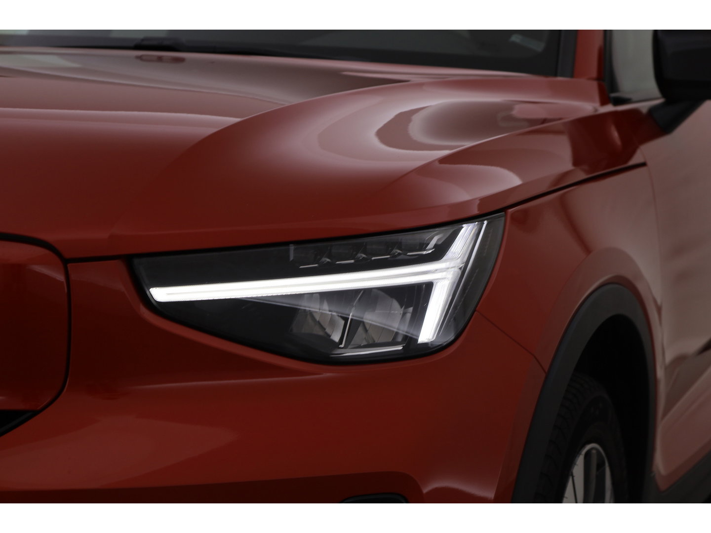 Volvo C40 Recharge Core 69 kWh Pano-dak | Camera | Stoel + stuurverwarming |