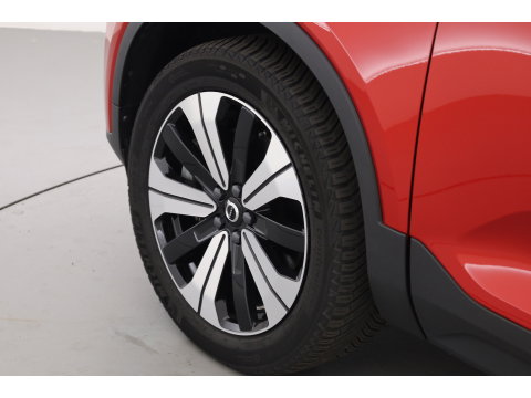 Volvo C40 Recharge Core 69 kWh Pano-dak | Camera | Stoel + stuurverwarming |