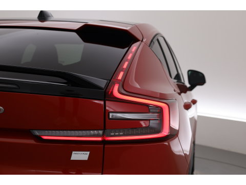 Volvo C40 Recharge Core 69 kWh Pano-dak | Camera | Stoel + stuurverwarming |