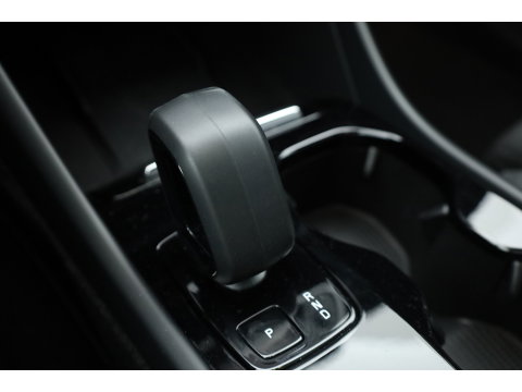 Volvo C40 Recharge Core 69 kWh Pano-dak | Camera | Stoel + stuurverwarming |