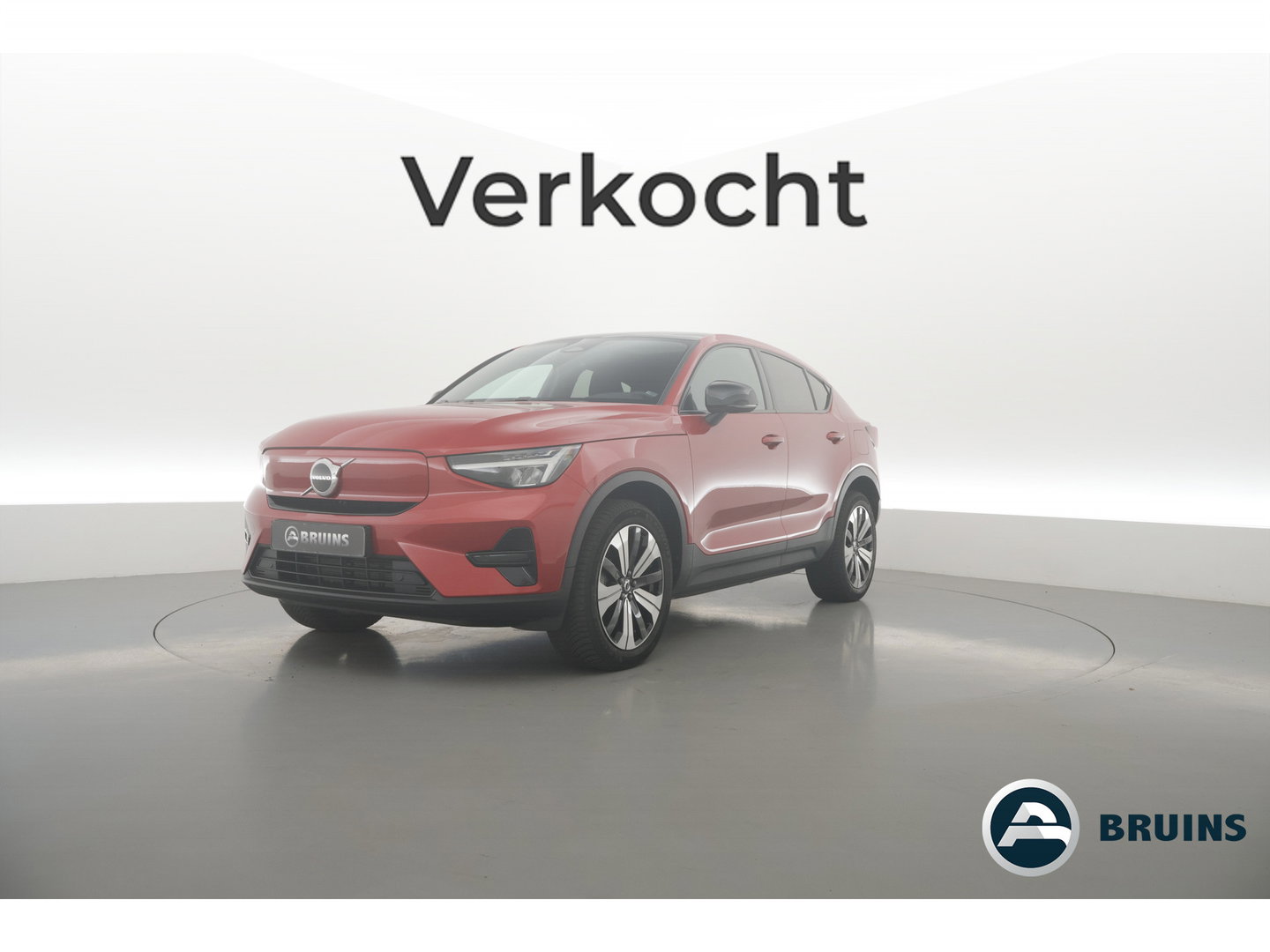 Volvo C40 Recharge Core 69 kWh Pano-dak | Camera | Stoel + stuurverwarming |