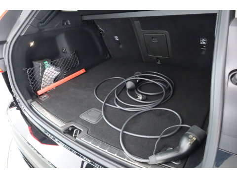 Volvo XC60 2.0 T6 Plug-in hybrid AWD Ultra Black Edition | Pano | 360 cam | Head up | B&W audio | ACC | Blis | Stoel & Stuur verw. |