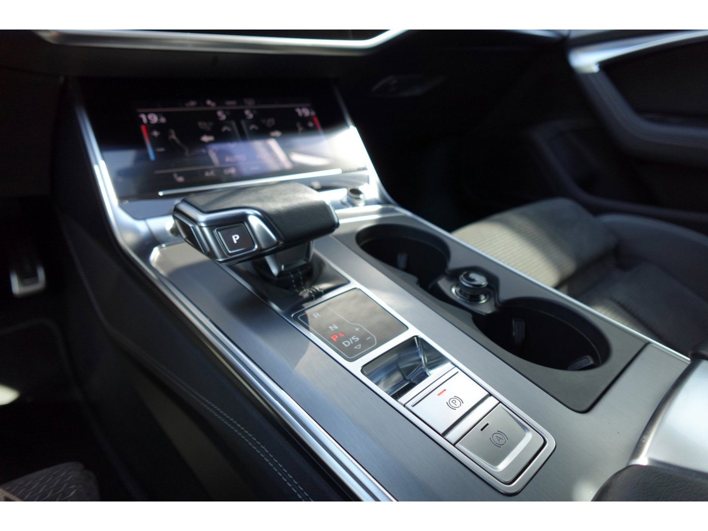Audi A6 Avant 55 TFSI e quattro Competition KEYLESS 360 B&O