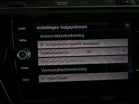 Volkswagen Touran 1.5 TSI R-Line 7p Pano|ACC|Keyless|Stoelverwarming|Carplay