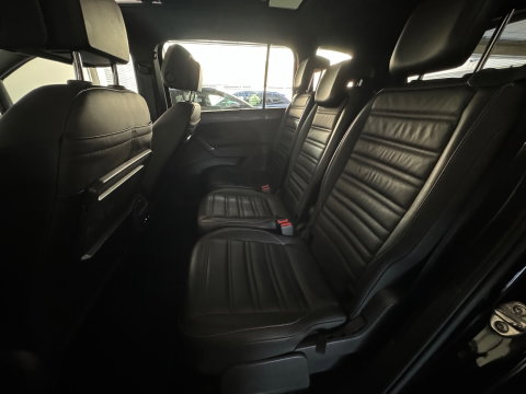Volkswagen Touran 1.5 TSI R-Line 7p Pano|ACC|Keyless|Stoelverwarming|Carplay