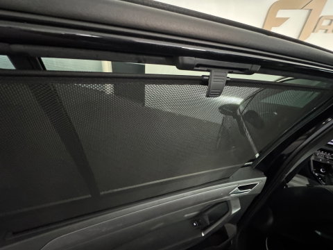 Volkswagen Touran 1.5 TSI R-Line 7p Pano|ACC|Keyless|Stoelverwarming|Carplay